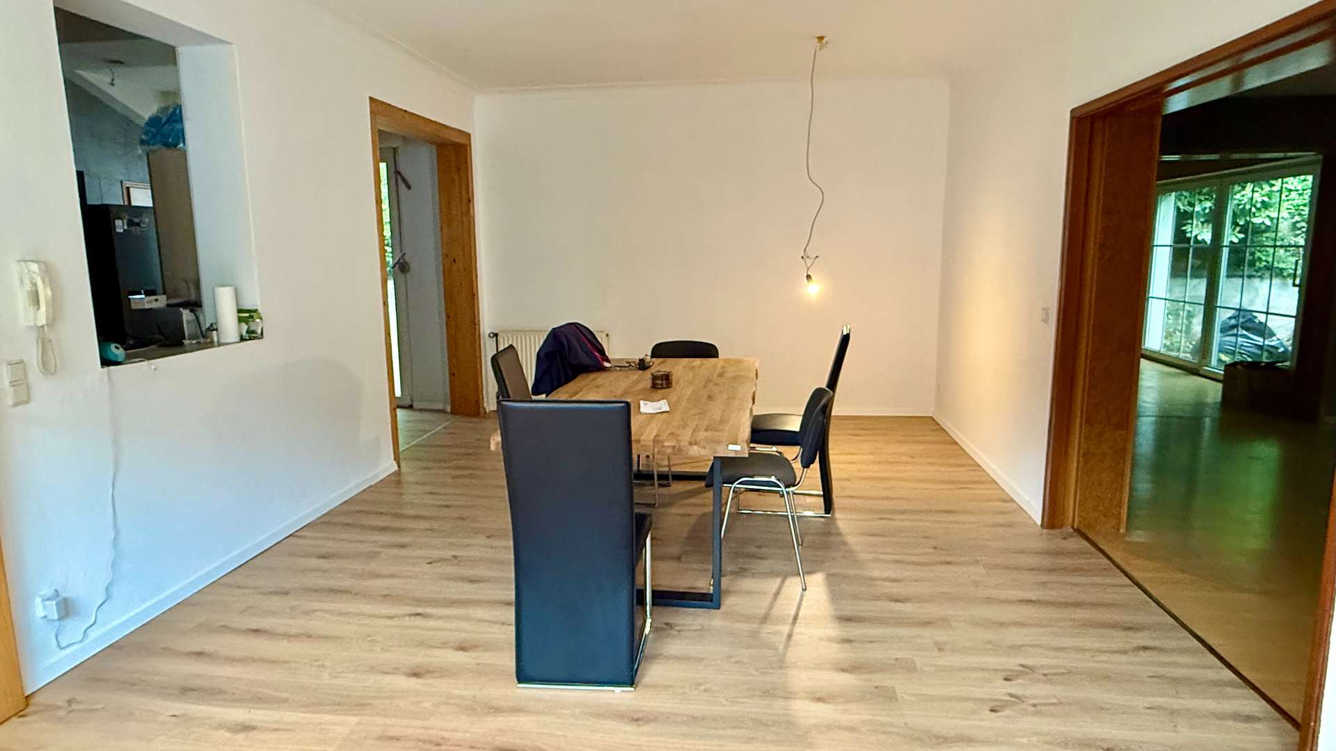 Ihr neues Zuhause im Herzen des Urlaubsortes Monreal &ndash; teilrenoviertes EFH mit viel Platz!